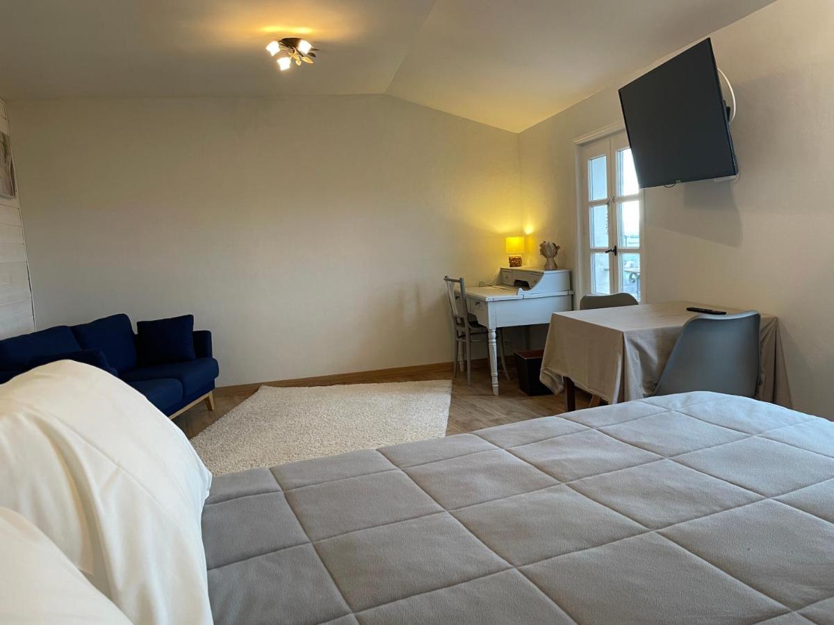 Auberge De Margot Usson Buitenkant foto