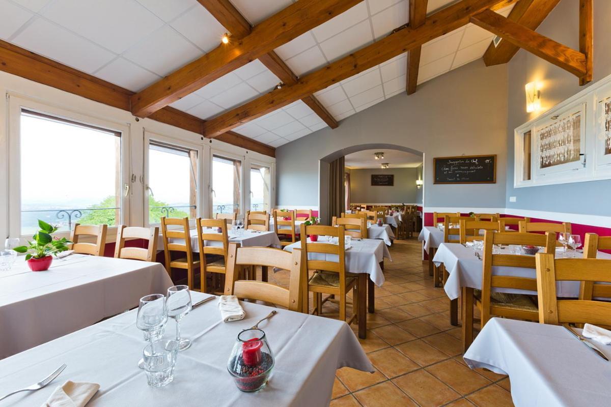 Auberge De Margot Usson Buitenkant foto
